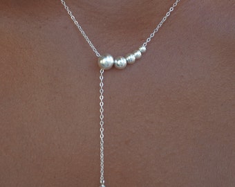 Collier en argent avec perles, chaîne de vigne faite main 925, bijoux en argent uniques pour femme, cadeau délicat minimaliste, cadeau de fête des mères, cadeau d'anniversaire