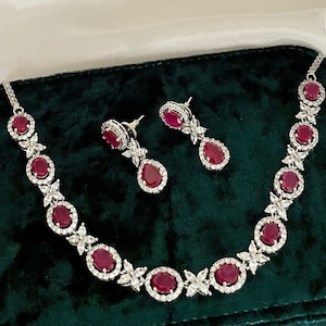 Rubinrotes Diamant-Schmuckset/Amerikanisches Diamant-Set/Cocktail-Set/CZ-Set/kleines Diamant-Set/Cubic Zirconia Set/indisches Schmuckset/Hochzeits-Set