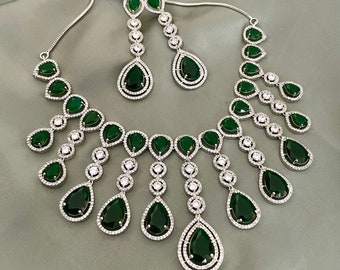 Smaragd grün und Diamant Set / American Diamant Smaragd Set / Cubic Zirkonia Set / indische Schmuckset / Hochzeitsset