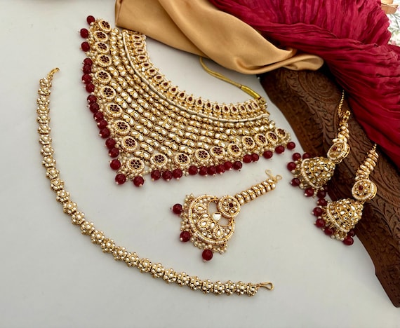 Red Bridal Kundan Jewelry Set/Bridal Choker Set/Bollywood Jewelry/Kundan Necklace Set/Sheeshphool/Kundan Jhumkas/Indian Jewelry Set/Tika Set