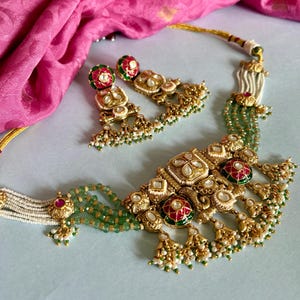 Deep Pink and Green Kundan Choker Set/Fine Jewelry/Designer Necklace Set/Kundan Jewelry Set/Traditional Indian Jewelry/Wedding Jewelry