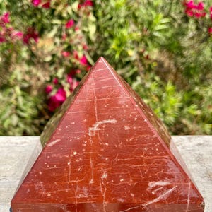 Red Jasper Pyramid 100 MM - A Powerful Meditation Crystal