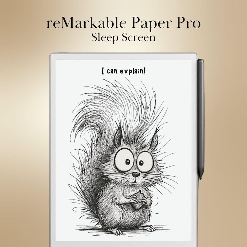 Pu&ograve; includere: Tablet digitale con un'illustrazione a cartoni animati di uno scoiattolo che tiene una noce. Il testo "I can explain!" &egrave; visualizzato sullo schermo. Uno stilo &egrave; posizionato a destra del tablet. Le parole "reMarkable Paper Pro Sleep Screen" sono in alto.