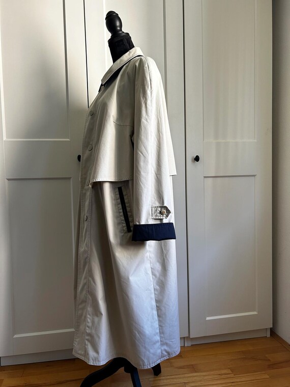 Vintage 1990s Vinyl Trench
