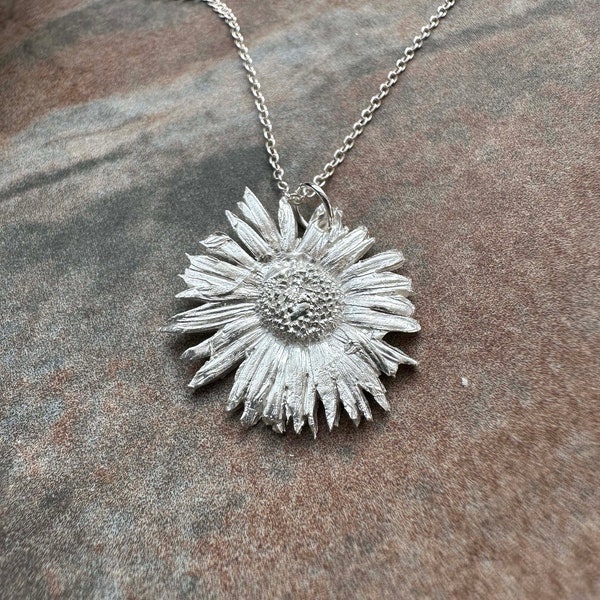 Daisy silver pendant - handmade silver flower pendant - real daisy silver pendant - real flower silver pendant