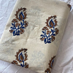 Beautiful Flower print Hand Block Printed Fabric, Cotton Fabric, Indian Fabric, fabric by yard, Block Printed Cotton womens clothing, Fabric
