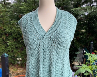 Handmade Knitted Sweater Vest, Aqua Green V Neck Vest, Cropped Knit Top, Chunky Knitted Pullover Vest Cozy Wool Vest, Delicate Craftsmanship