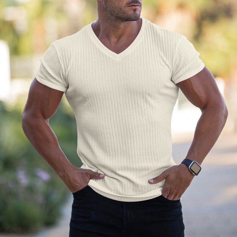 Men's V-neck Slim Sports Fitness Breathable Short-sleeved T-shirt, Men's Slim Fit Work Out Gym T-Shirt, Muscle Men's T-Shirts for Guys Dudes cream