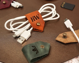 Personalisierter Leder-Kabel-Organizer, Schreibtischkabel-teilung, Geschenke für Teenager-Mädchen, benutzerdefinierte Massengeschenke, Teen Boy Schreibtischdekor, Kabelhalter