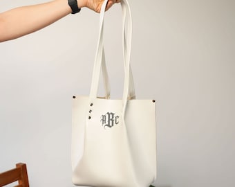 Spersonalizowana skórzana torba typu tote z zamkiem błyskawicznym, monogramowa torba na ramię, prezent dla mamy, spersonalizowany prezent dla niej, pomysł na prezent na rocznicę