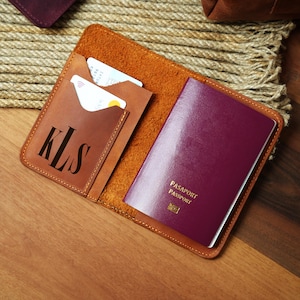 Capa para passaporte de couro com monograma personalizado, organizador de viagem de couro de luxo, personalizado, presente de aniversário, capa para passaporte, acessórios de viagem