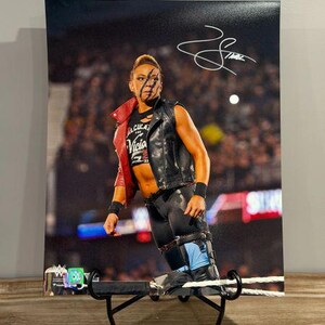Zoey Stark Signed WWE 16x20 Photo