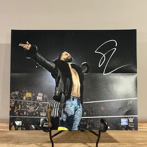 Seth Rollins Signed WWE 16x20 Photo