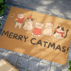 Cat Doormat for Christmas Holiday Outdoor Doormat for Cat Lovers Home Decor Cute Cat Doormat Housewarming Gift for Cat Lovers Christmas Cat