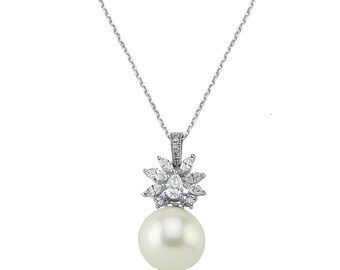South Sea Pearl and 0.34 ct / Diamond Necklace Bridal Pearl Necklace / 18K Genuine Natural Diamonds Solid Gold Diamond and Pearl Necklace