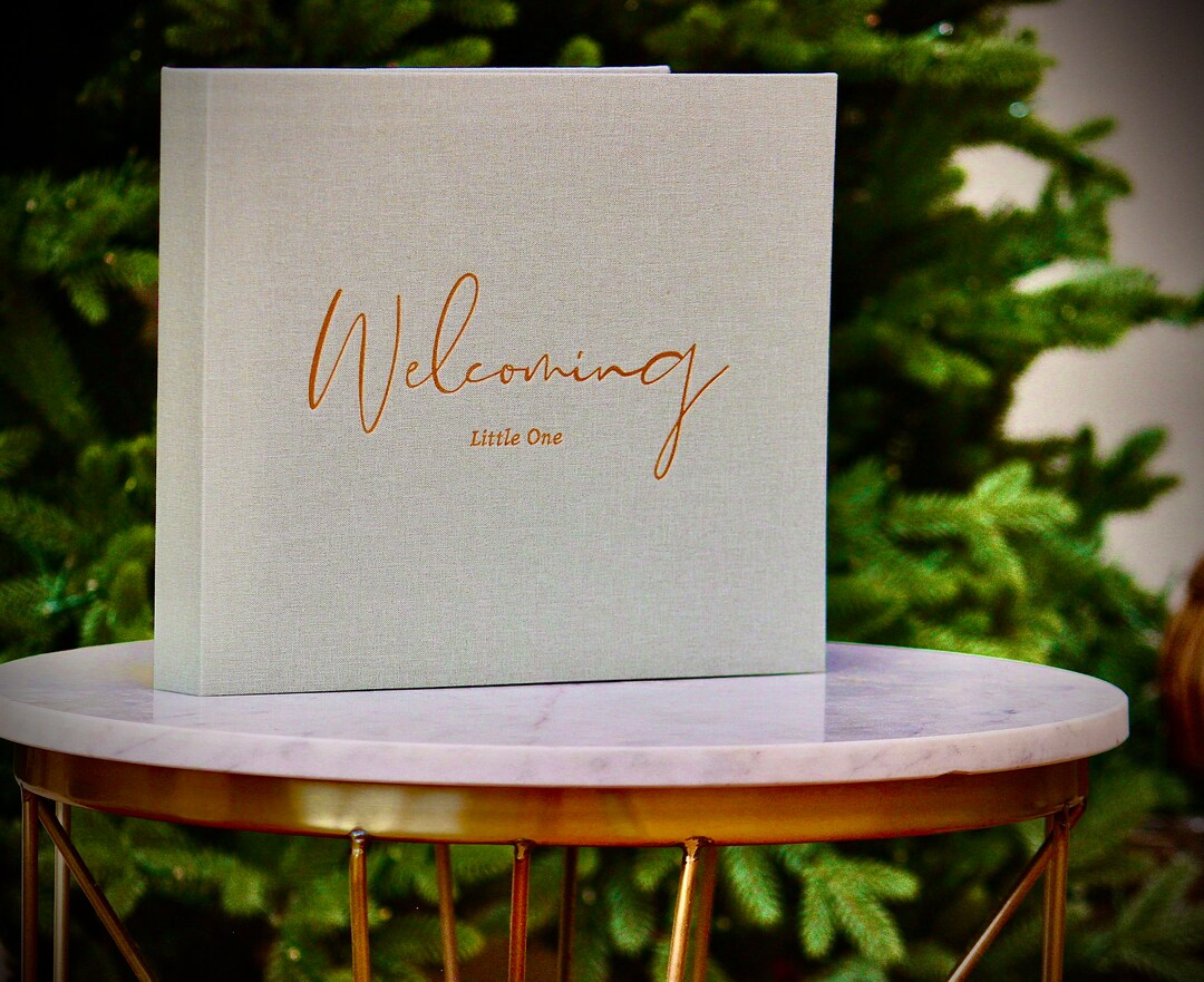 Pregnancy Week by Week Journal: Captures Every Milestones Through the