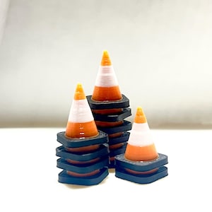 1/64 Scale Traffic Cones / Diorama Accessories / Miniatures