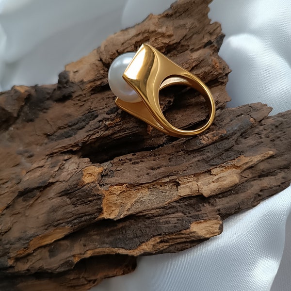 Anillo dorado de perlas de agua dulce para mujer, joyería con dijes boho, Regalo ideal para ella, San Valentín o cumpleaños