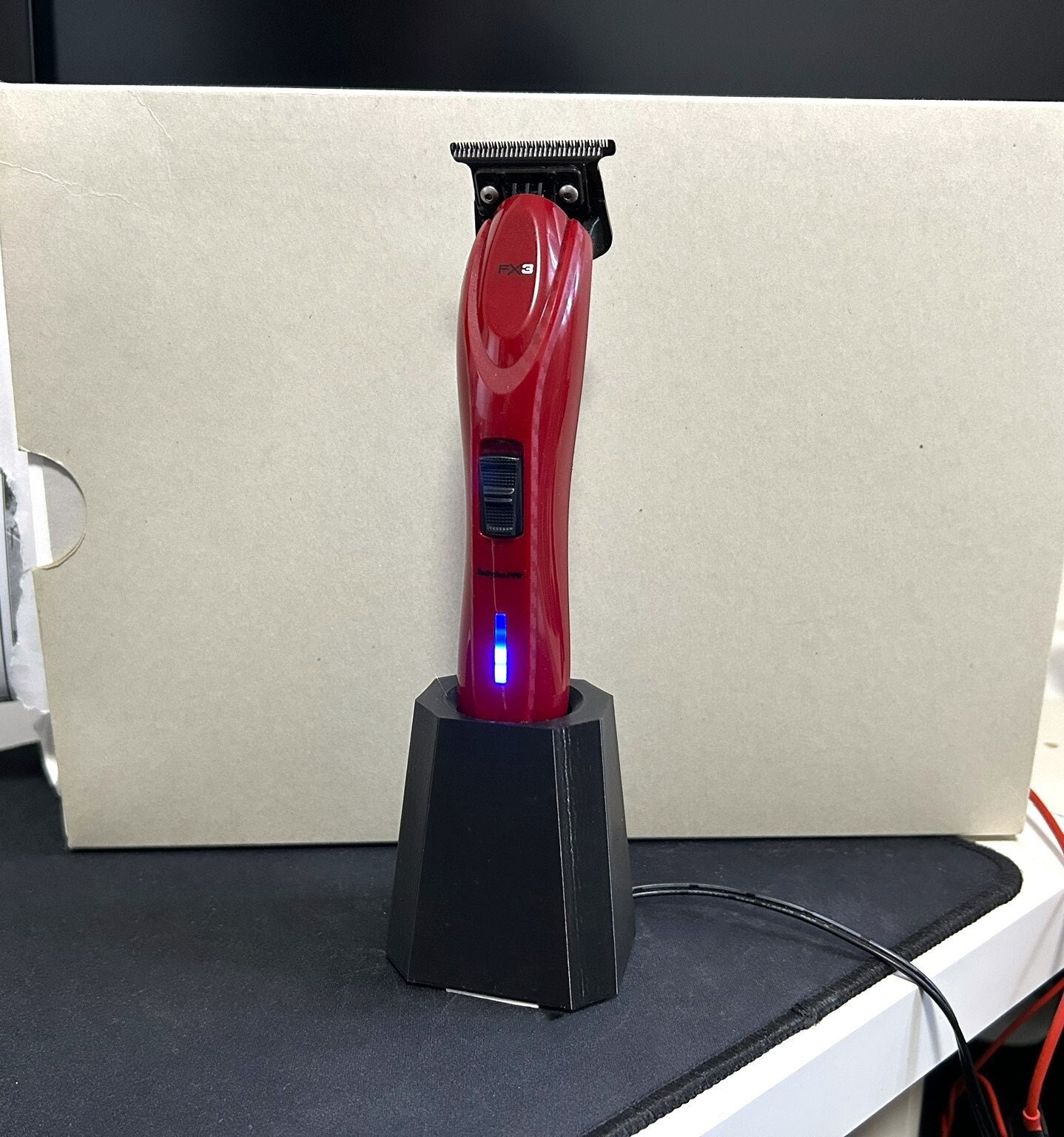 babyliss トリマー　スタンド充電付き Amazon.co.jp: Anrom プロフェッショナルバリカン充電スタンド