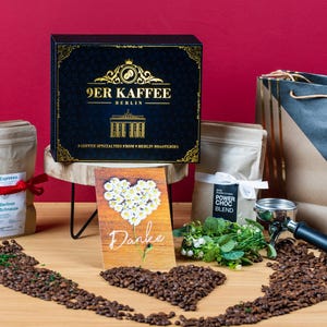 Coffee Gift Set from 9 Berlin Roasteries | Christmas and Birthday Gift | Gift Idea for Women & Men | Beans / Ground image 9