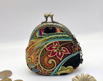 Cute coin pouch, cool wallet women, kiss clasp purse, kiss lock coin purse, unique wallet, clasp coin purse, floral coin purse, change purse