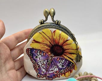 Cute coin pouch, cool wallet women, kiss clasp purse, kiss lock coin purse, unique wallet, clasp coin purse, floral coin purse, change purse