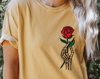 Skeleton Holding Rose Oversized Vintage T-Shirt, Skeleton Shirt, Halloween Shirt, Aesthetic Shirt, Tumblr Shirt, Grunge Shirt, Goth Shirt