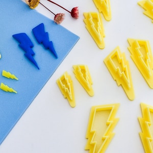 Lightning Cutter V1/ 6 Sizes/ cutter/ Clay/ Polymerclaycutter/ Polymer Clay/ clay jewelry/ clay craft/ mold