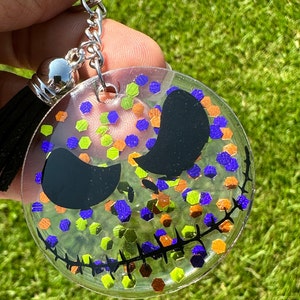 Skeleton face resin Halloween confetti keychain