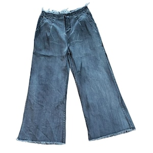 Unbranded Women&#39;s Black Distressed Wide Leg Denim Jeans Size Small Frayed Hem Waist