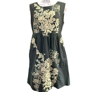 J Crew Women&#39;s Green Embroidered Floral Dress Sleeveless Gorgeous Detail