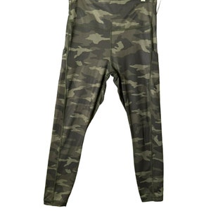 Athleta Women&#39;s Green Ultimate Camo 7/8 Tights Size Small Athleisure Camouflage Yoga