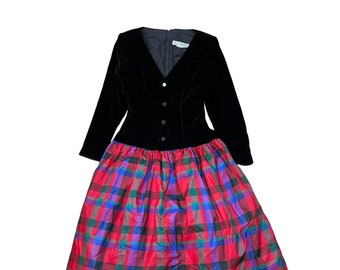 Vintage AJ Bari Womens Velvet Taffeta 1980s Holiday Dress Size 6 Red Plaid Classic