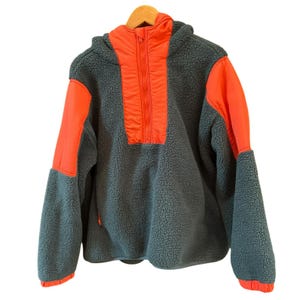 Maglione in pile con mezza zip grande "Leader the Pack" di Free People Movement
