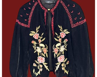 Veste folklorique romantique brodée floral bohème en velours Zara XS Fallcore Castlecore