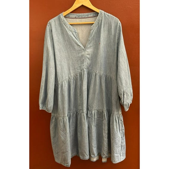 Tommy Hilfiger Light Chambray Denim Below Knee Length Tiered Dress