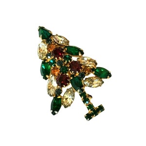 Gorgeous Vintage Colorful Christmas Tree Rhinestone Women&#39;s Brooch Holiday Bejeweled Jewelry