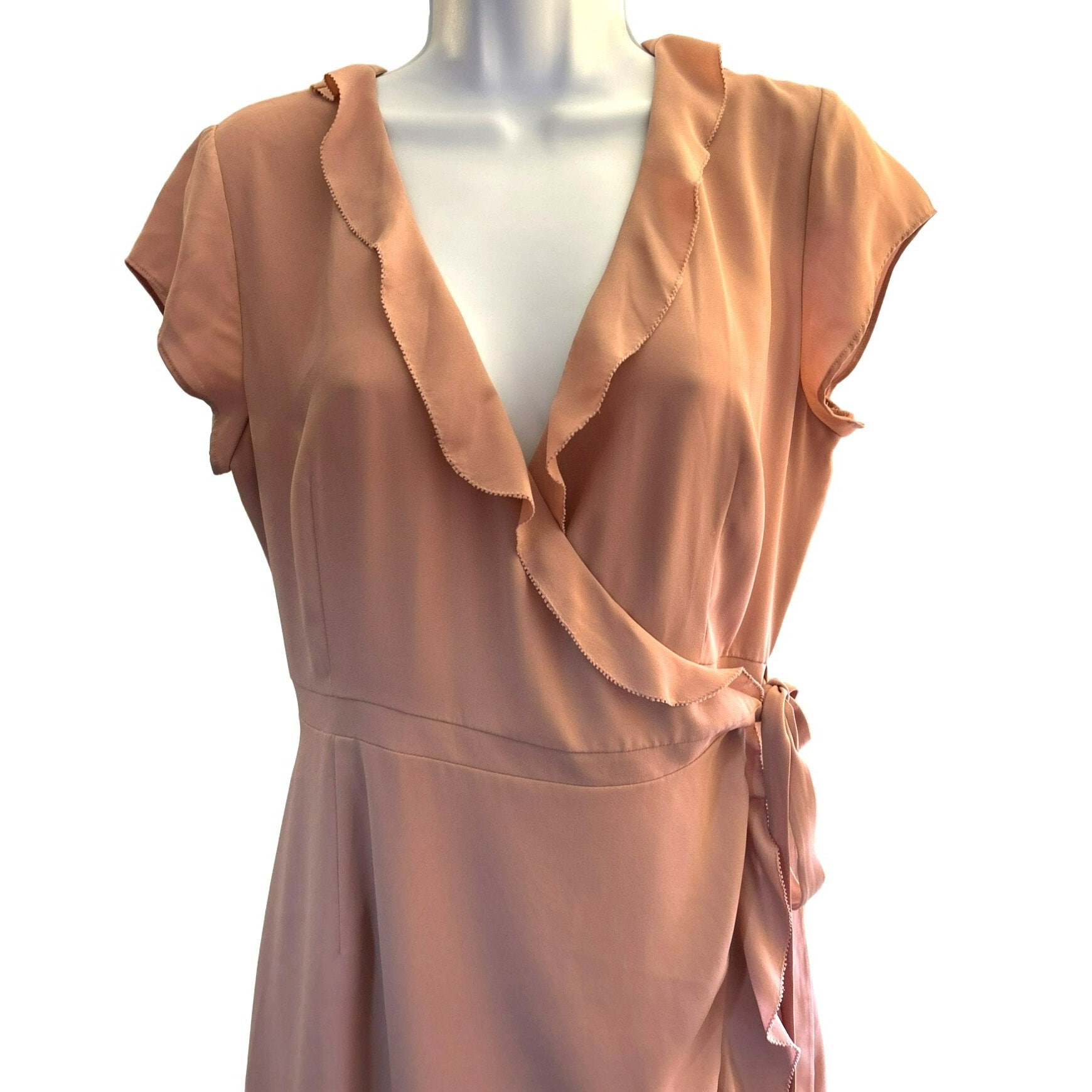 how to wrap a tie dress Medellin Gathered Detail Side-Tie Wrap Dress White