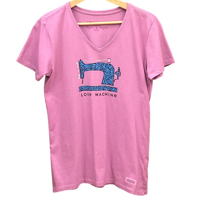 La vita è bella T-shirt Amore Macchina da cucire Artigianale Estetica Sarta Trapuntatura immagine 1