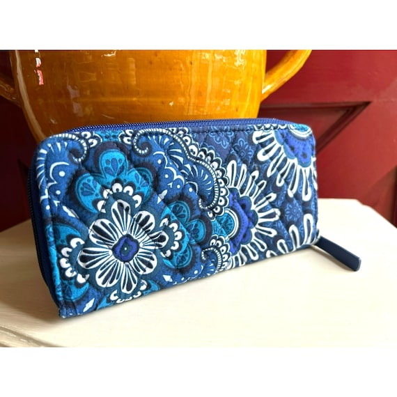 Vera Bradley Blue Tapestry Zippered Multi Pocket … - image 2