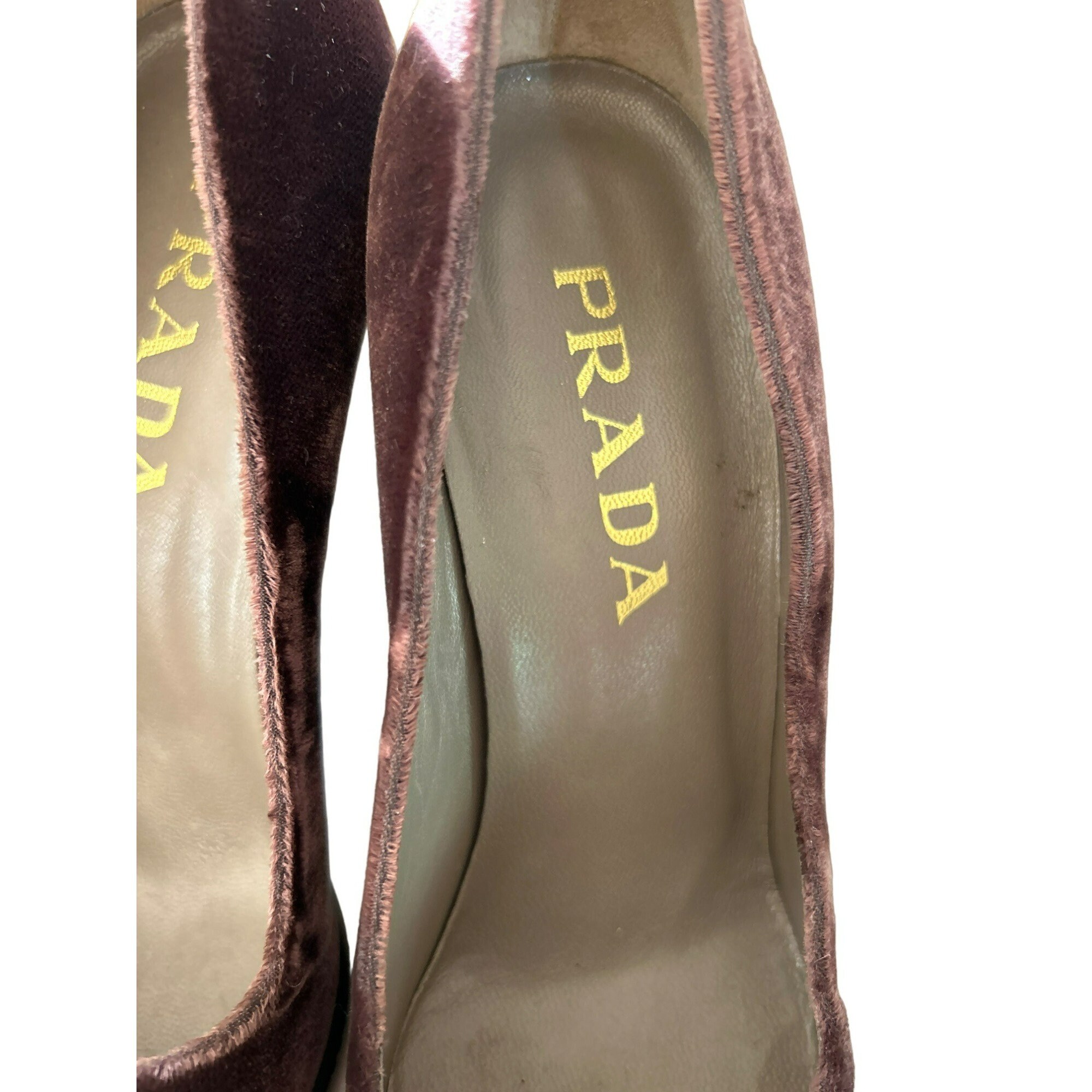 Prada Women\'s Brown Velvet 4\