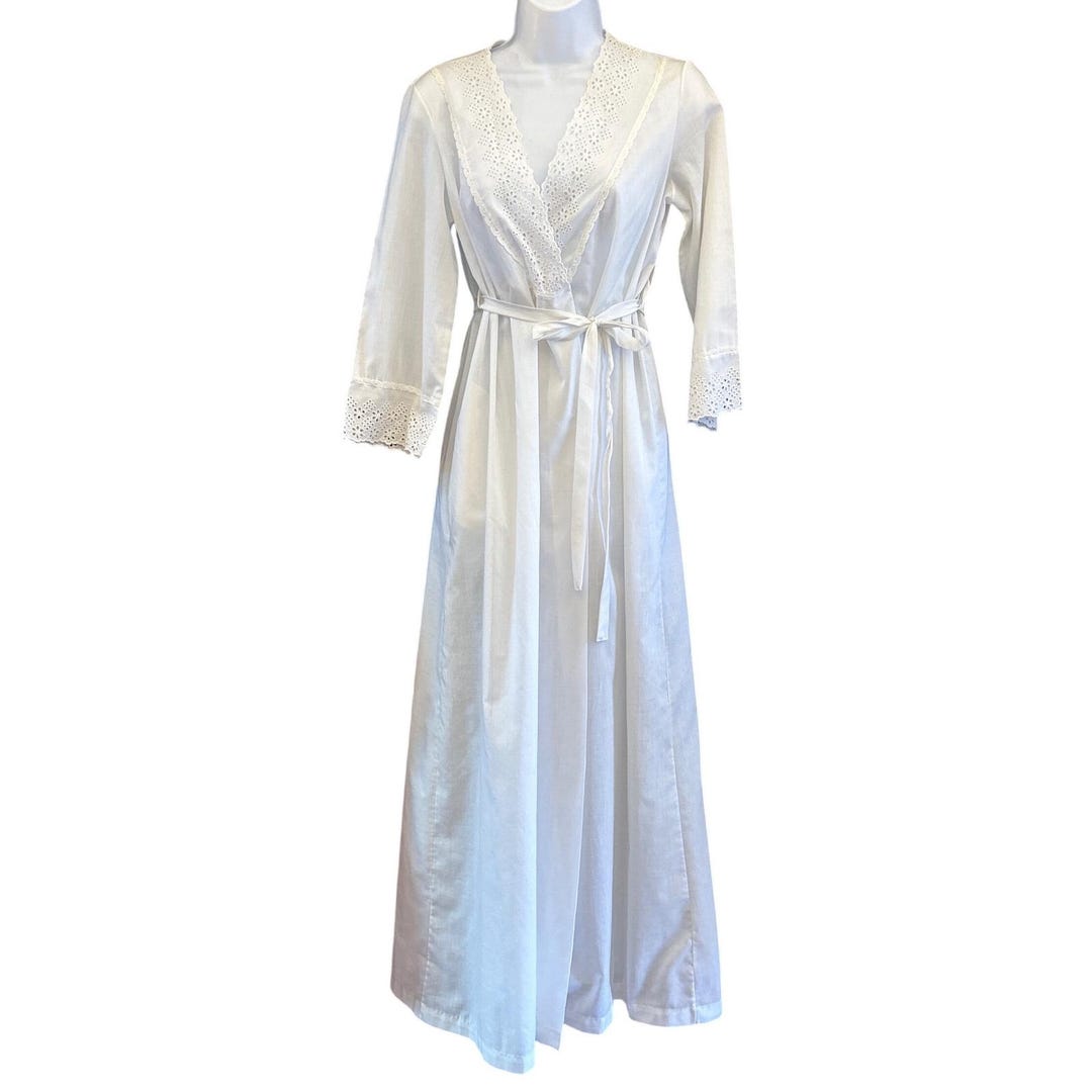 70s Deena Robe Dressing Gown Cottagecore Coquette White Eyelet Lace ...