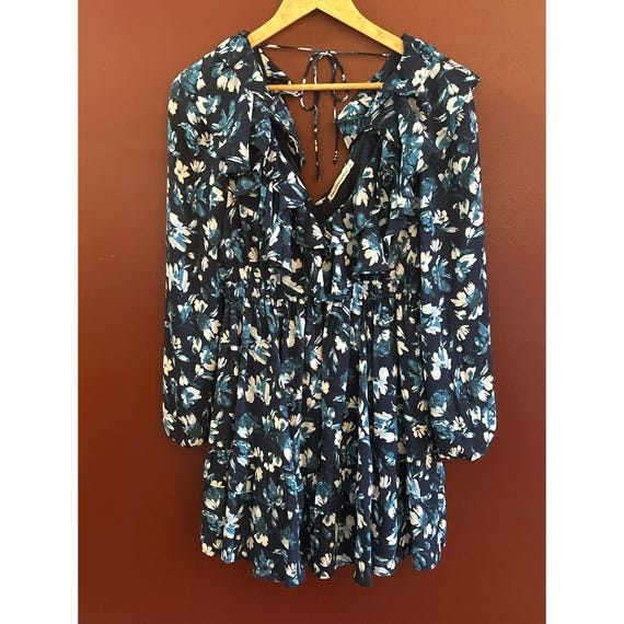 Abercrombie & Fitch Floral Tiered Mini Dress Small Ruffle V Neck Long Sleeve - Etsy New Zealand Abercrombie & Fitch Floral Tiered Mini Dress Small Ruffle V Neck Long Sleeve - Etsy New Zealand