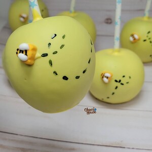 Bee yellow candy apple Mommy To Bee Chocolate candy apples.  10 pieces