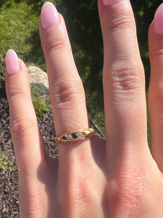 Antique Diamond and Sapphire 5 stone ring
