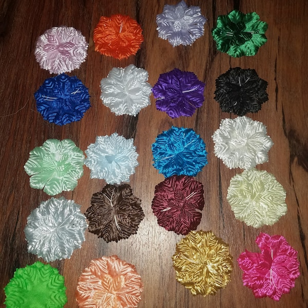 50 carnation flowers/ leaves base flowers for capias guest pins