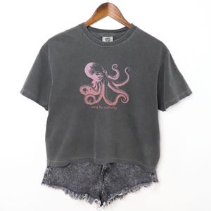 Feministisches Crop Top, zerstört das Patriarchat, Oktopus Shirt, Feminismus T-Shirt Gleichheit Shirt Frauen Empowerment Geschenk