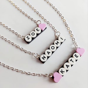 Collar con nombre en forma de corazón * Regalos navideños únicos e inusuales * Cadena personalizada con amigos románticos * Hecho con Lego® * Regalos * Día de San Valentín