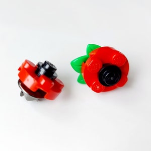 Poppy Flowers Pin Badge Brooch* Unique Unusual Gifts * Remembrance Day Ideas * Made with Lego® * Presents Quirky Floral Jewellery * Poppies