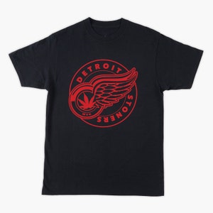 ManVsKush: Red Wings Detroit Stoner T-shirt